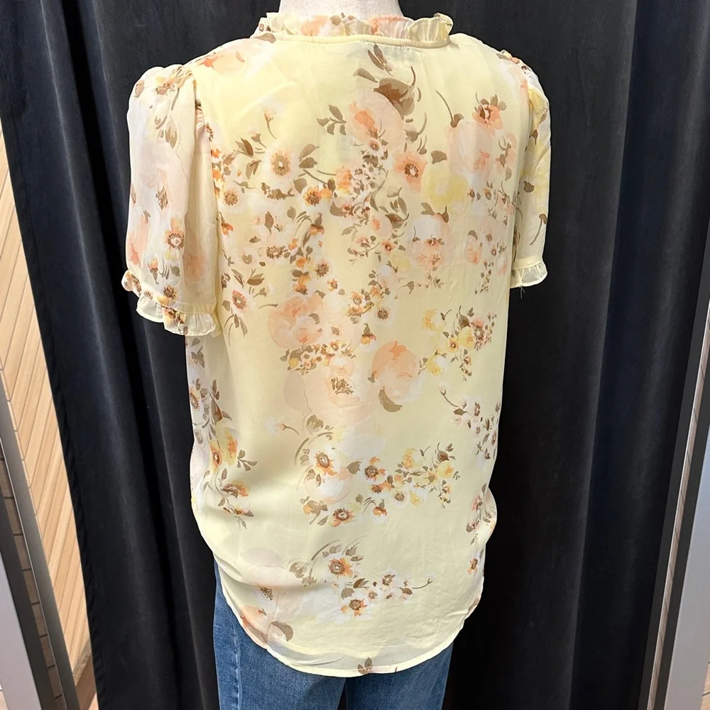 Doe & Rae Floral Ruffle Blouse - Soft Yellow - Picture 5 of 7